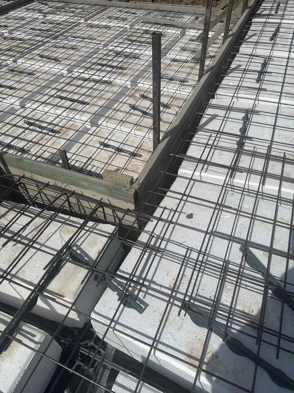 Inside corners and the bars that stop them cracking